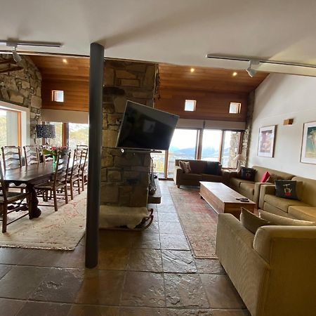 Alpine Woodsmoke Apartments Falls Creek Bagian luar foto