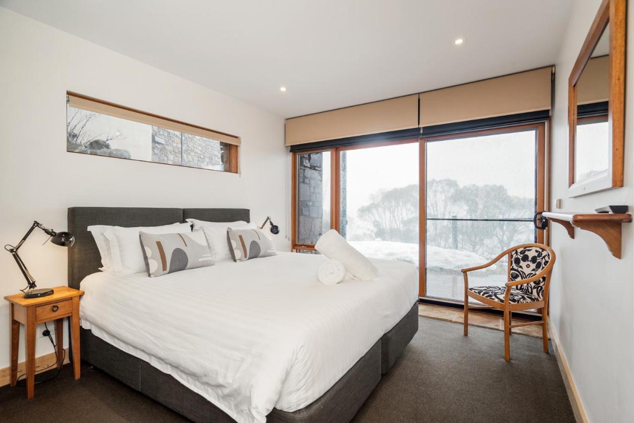 Alpine Woodsmoke Apartments Falls Creek Bagian luar foto