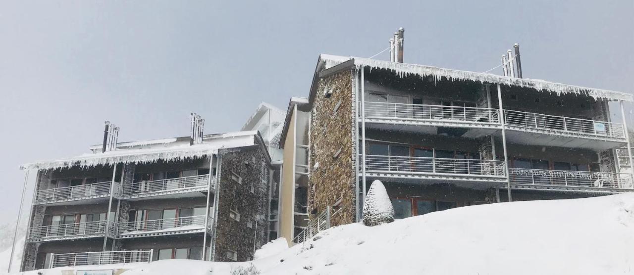 Alpine Woodsmoke Apartments Falls Creek Bagian luar foto