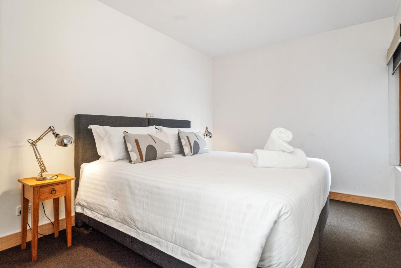 Alpine Woodsmoke Apartments Falls Creek Bagian luar foto