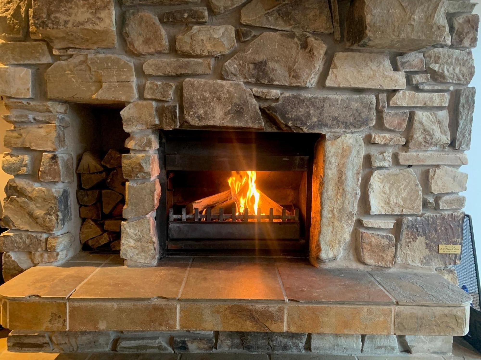 Alpine Woodsmoke Apartments Falls Creek Bagian luar foto