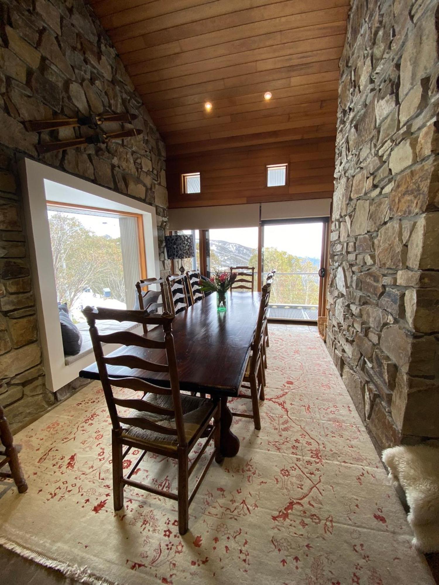 Alpine Woodsmoke Apartments Falls Creek Bagian luar foto